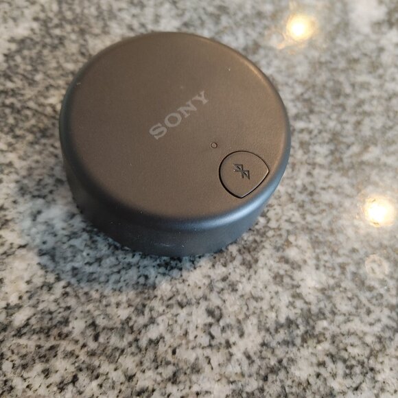 SONY WLA-NS7 Wireless Transmitter - Picture 2 of 6